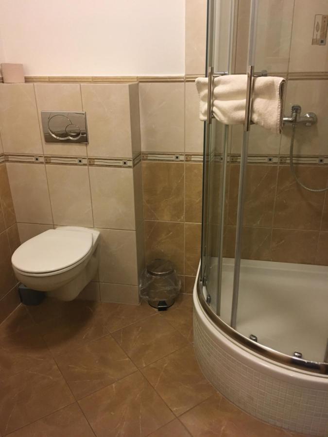 Penzion A Pivnice Varna Velka Bystrice Ngoại thất bức ảnh